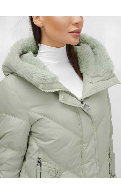 Женский зимний пуховик «Модный» с мехом.