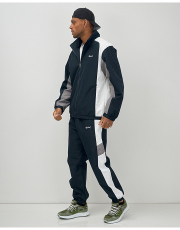 Спортивный костюм «Энергия весны-лета» для активного отдыха.