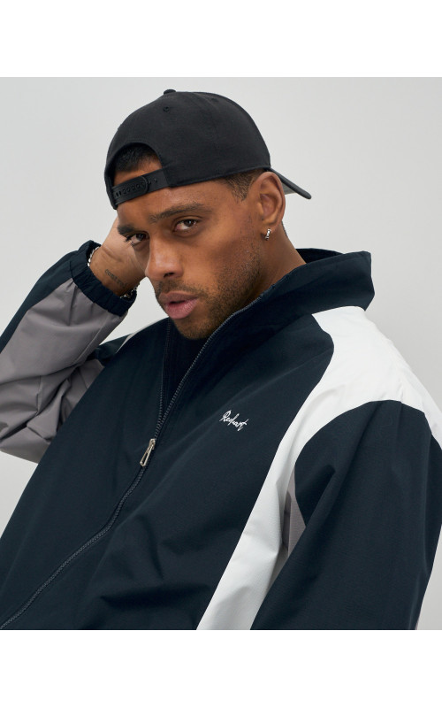 Спортивный костюм «Энергия весны-лета» для активного отдыха.