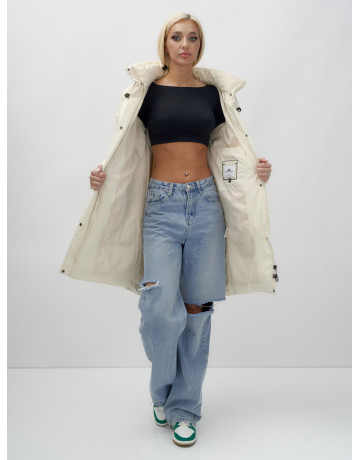 Зимняя куртка свободного кроя для женщин с трикотажными манжетами.