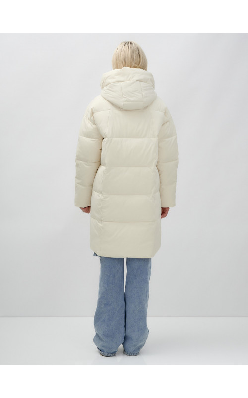 Зимняя куртка свободного кроя для женщин с трикотажными манжетами.