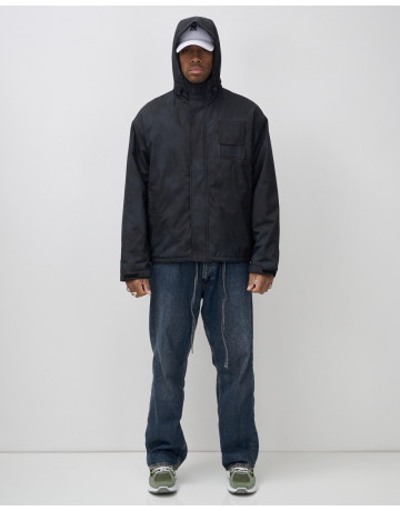 Мужская спортивная куртка для активного образа жизни.