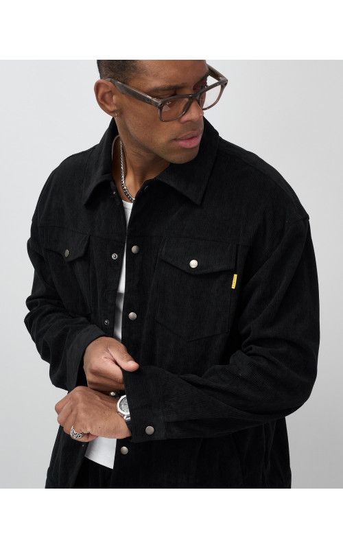 Мужской велюровый спортивный костюм для весны и лета.