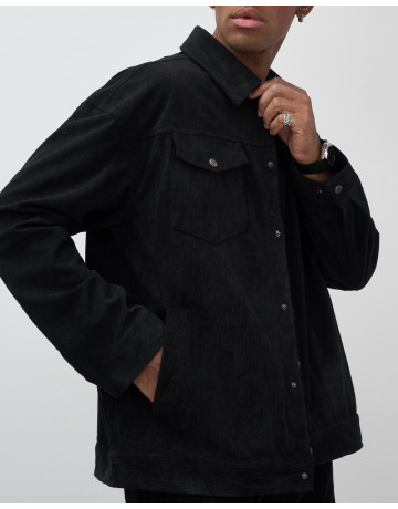 Мужской велюровый спортивный костюм для весны и лета.