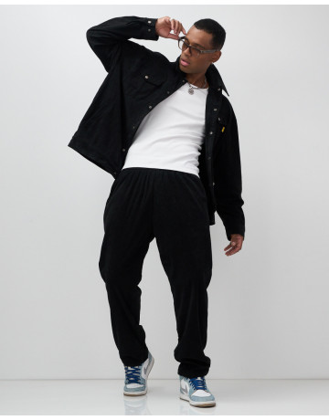 Мужской велюровый спортивный костюм для весны и лета.