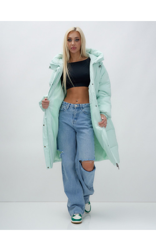 Женская куртка летучая мышь с капюшоном для холодной погоды.