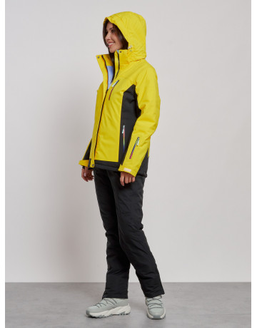 Женский горнолыжный костюм для зимних активностей