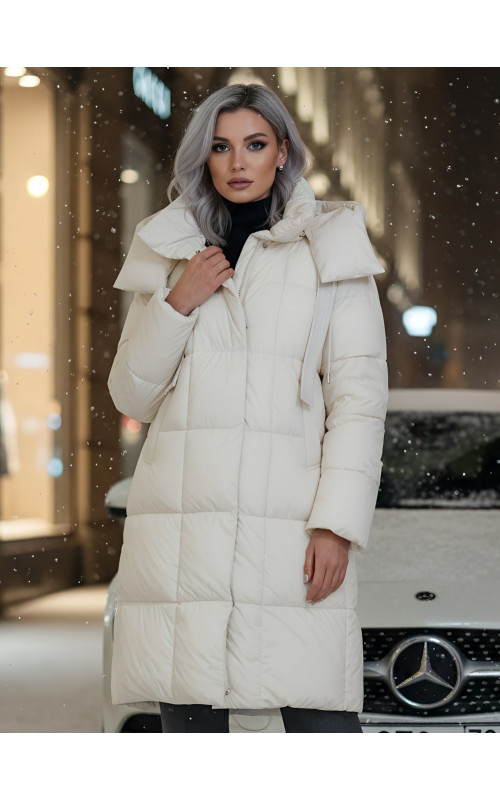 Длинный женский пуховик с капюшоном для зимы