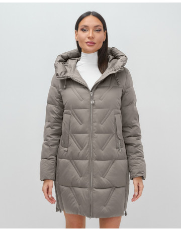 Женская зимняя куртка с капюшоном для холодной погоды.