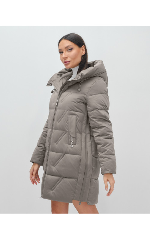 Женская зимняя куртка с капюшоном для холодной погоды.