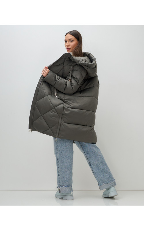 Длинный женский пуховик с капюшоном для зимы