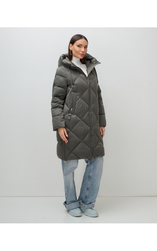 Длинный женский пуховик с капюшоном для зимы
