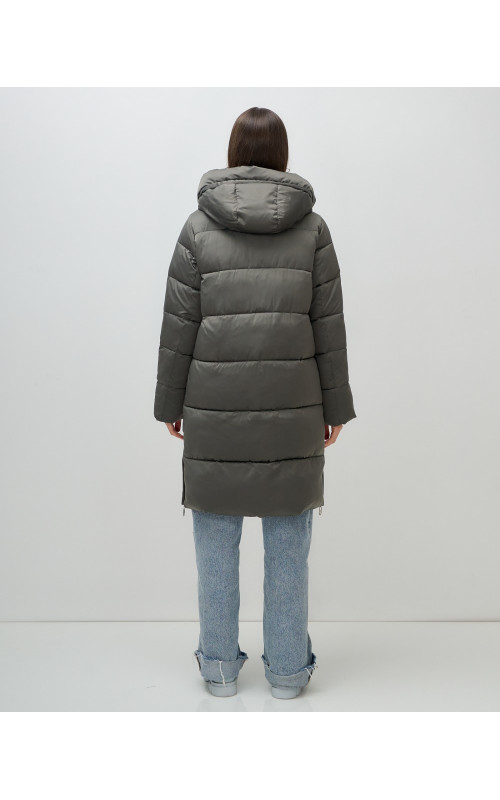 Длинный женский пуховик с капюшоном для зимы