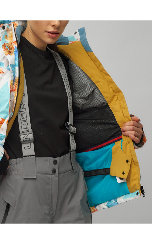 Женский горнолыжный костюм зимний.