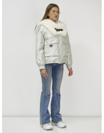 Зимний женский бомбер-куртка с меховой опушкой.