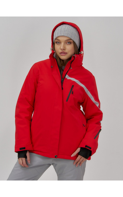 Женская горнолыжная куртка: стиль и защита для зимних склонов