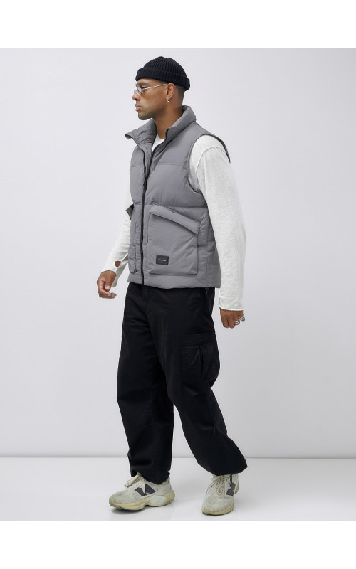 Мужской зимний стеганый жилет для активного отдыха.