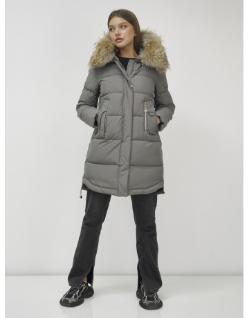 Женская зимняя куртка с мехом.