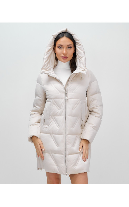 Тёплый женский пуховик с капюшоном для зимы