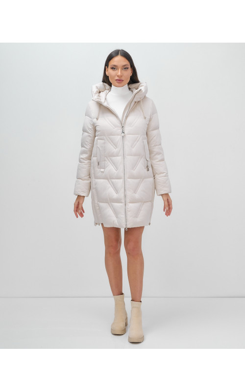 Тёплый женский пуховик с капюшоном для зимы