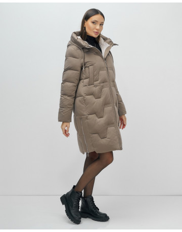 Длинный женский пуховик с капюшоном для зимы