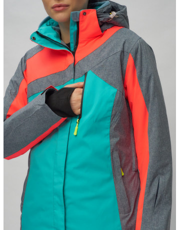 Женский горнолыжный костюм зимний.