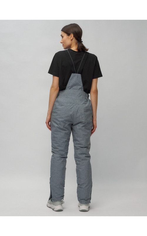 Женский горнолыжный костюм зимний.