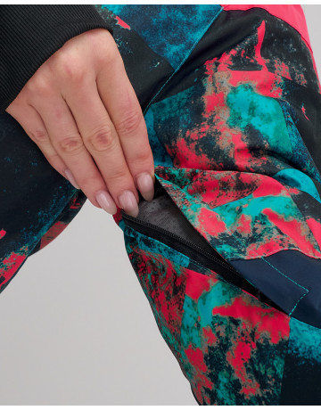 Куртка с полукомбинезоном для активного отдыха осень-зима.