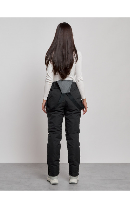 Женский горнолыжный костюм для зимних активностей