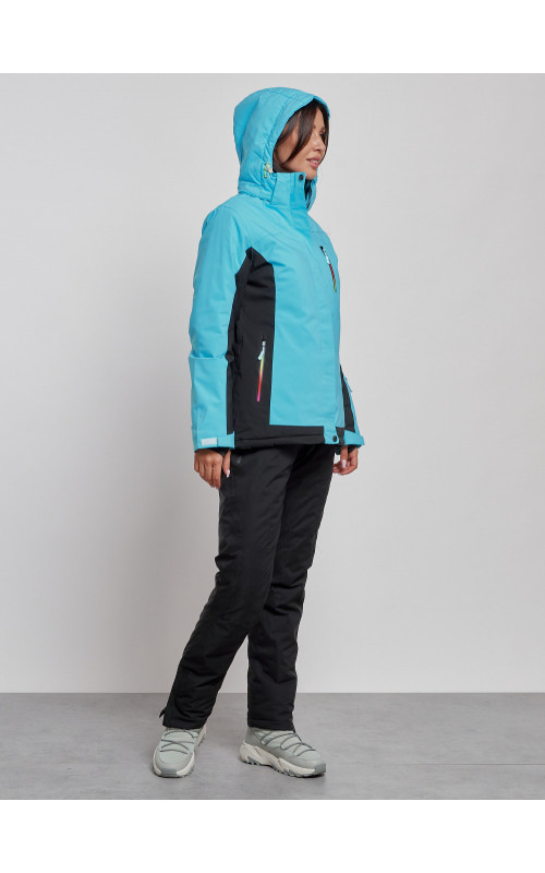 Женский горнолыжный костюм для зимних активностей