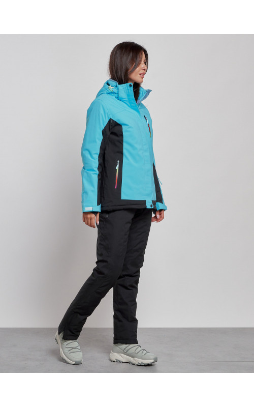 Женский горнолыжный костюм для зимних активностей