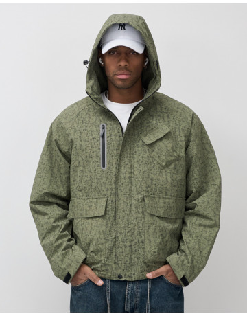 Спортивная мужская куртка «Хит сезона»: стиль и защита в переменчивую погоду