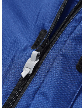 Зимний комбинезон для мальчиков тёплый и удобный.