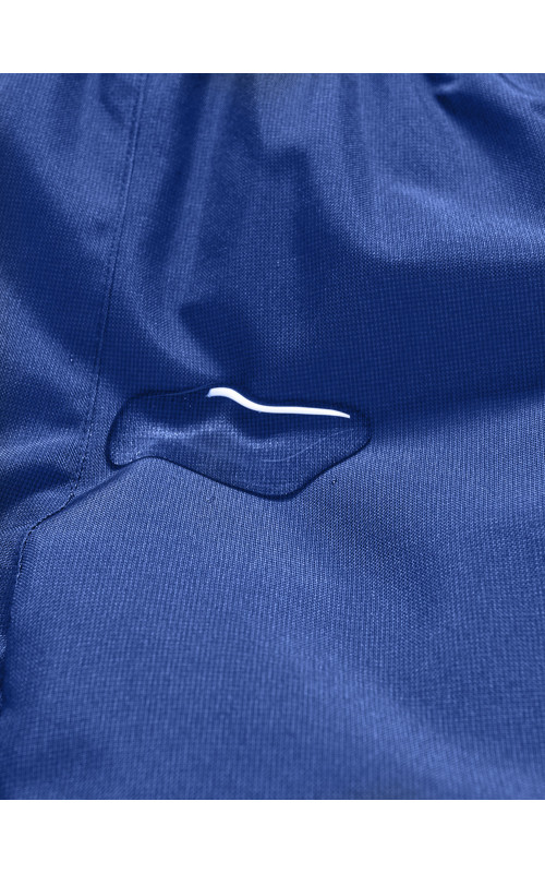 Зимний комбинезон для мальчиков тёплый и удобный.