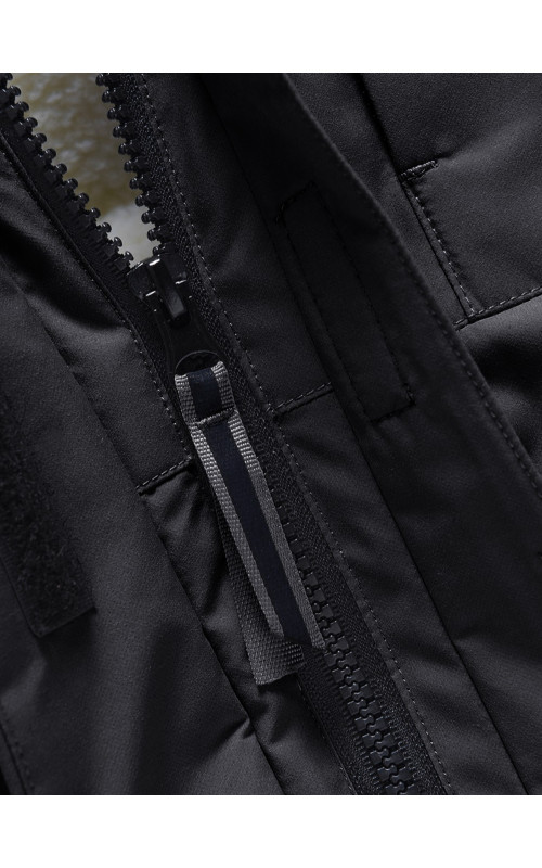 Детская зимняя парка для девочки, розовая, с капюшоном и мехом.