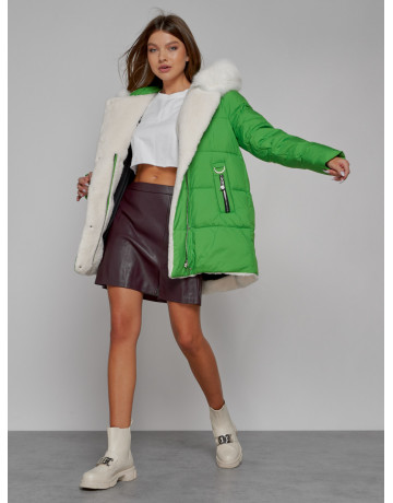 Пуховик зимний женский с мехом из овчины.