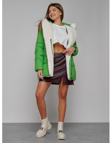 Пуховик зимний женский с мехом из овчины.