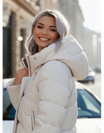 Длинный зимний пуховик с капюшоном для женщин