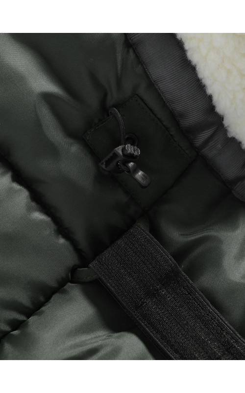 Тёплая парка для девочки с регулируемой посадкой.