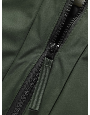 Тёплая парка для девочки с регулируемой посадкой.