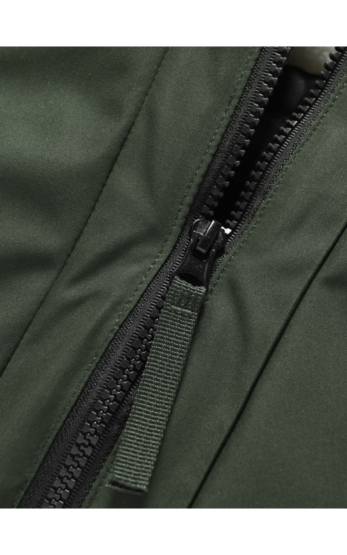 Тёплая парка для девочки с регулируемой посадкой.