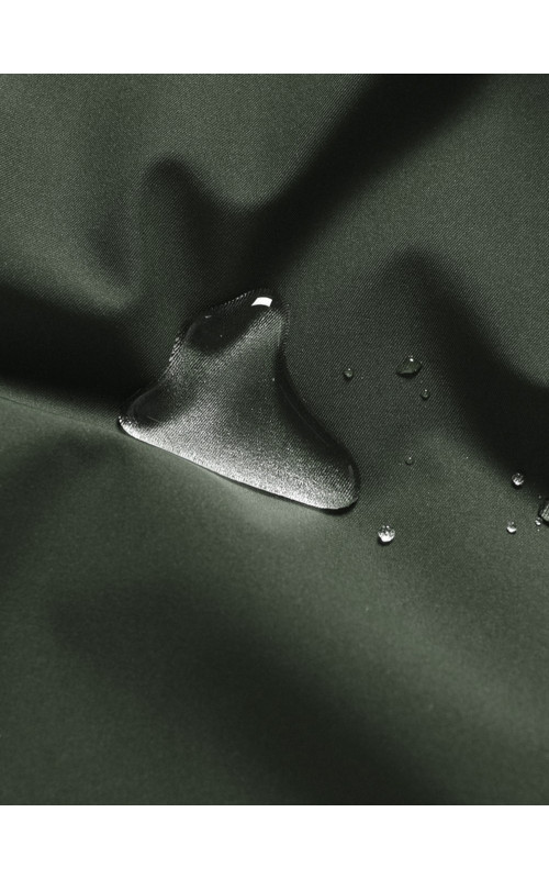 Тёплая парка для девочки с регулируемой посадкой.