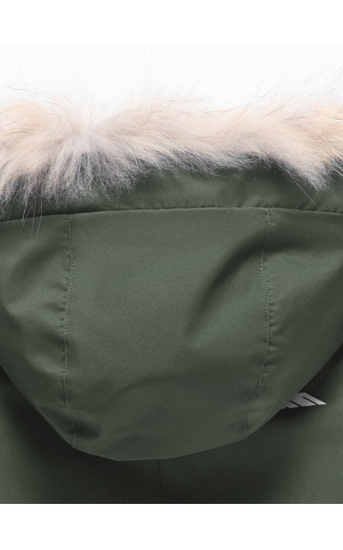 Тёплая парка для девочки с регулируемой посадкой.