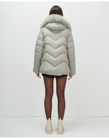 Пуховик для городской леди с мехом песца, защита от влаги и ветра