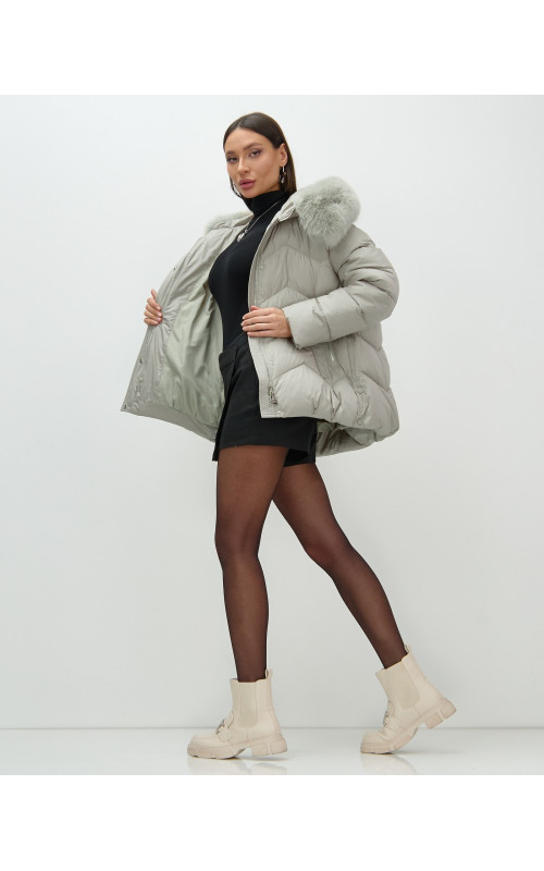 Пуховик для городской леди с мехом песца, защита от влаги и ветра