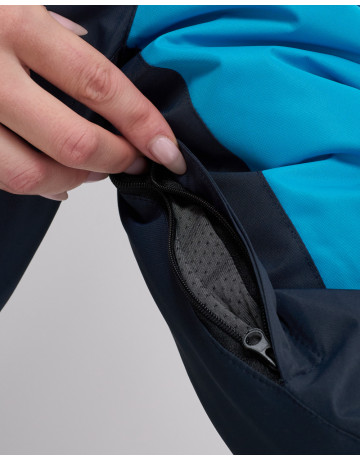 Женский горнолыжный костюм осень-зима 2025.