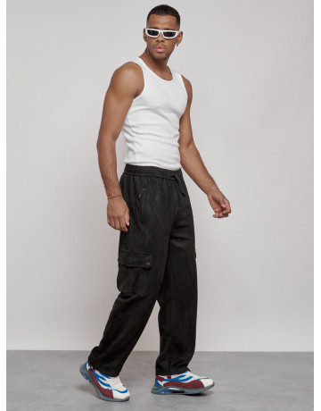 Мужские спортивные штаны прямого кроя из бархатного трикотажа.