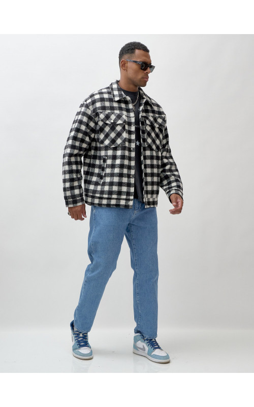 Мужская шерстяная рубашка прямого кроя в клетку.