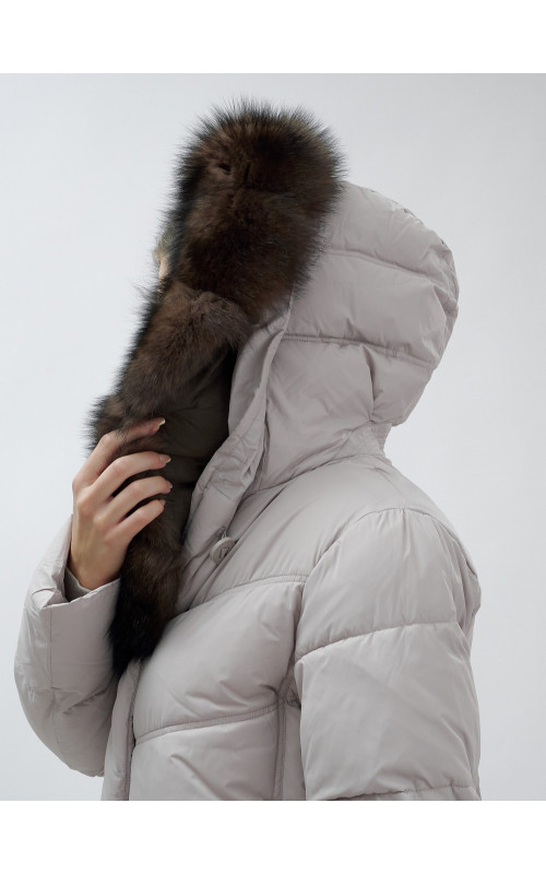 Женский зимний пуховик с мехом песца премиум-класса