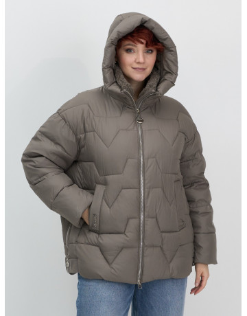 Пуховик для женщин с искусственной овчиной: стиль и тепло зимой